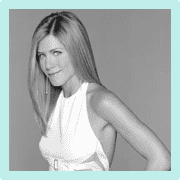 Rachel es la opositora que tiene todos los tipos de bolígrafos, libretas, notas, rotuladores, subrayadores que salen y que están de moda. 